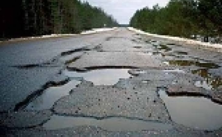 Барнаульцы пожаловались губернатору Карлину на ужасающее состояние городских дорог