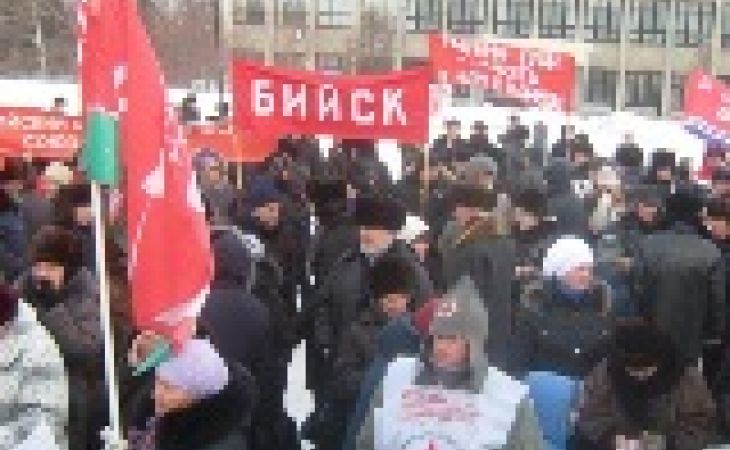 Барнаульские коммунисты устроят акции за отставку правительства РФ