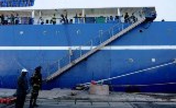 Судовладелец задержанного в Сенегале российского судна готов заплатить залог за траулер