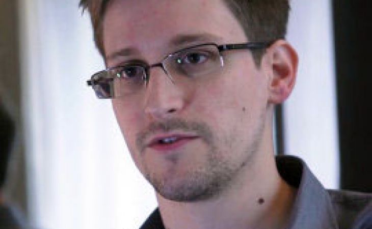 Россия может продлить срок убежища Сноудену бесконечно
