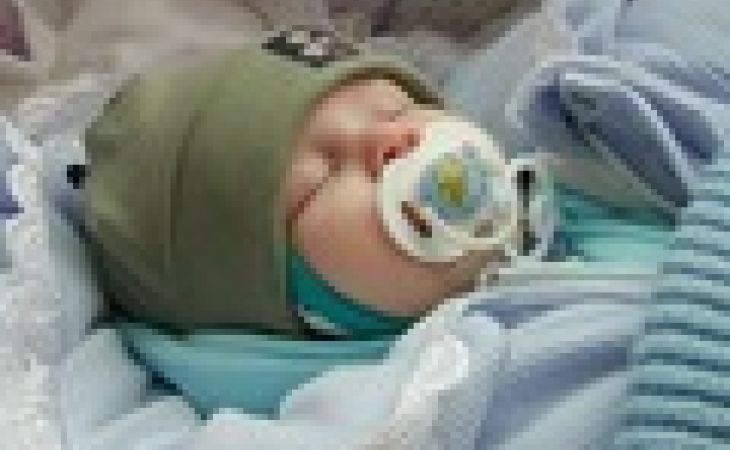 Новорожденного в пакете подбросили в аптеку Новосибирска, полиция ищет родителей