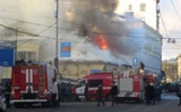 Ресторан горел в центре Москвы, эвакуировано 30 человек