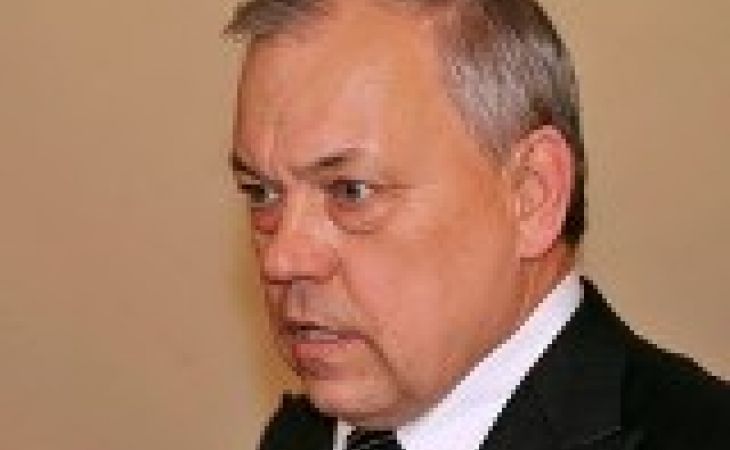 Глава Горно-Алтайского избиркома написал заявление "по собственному"