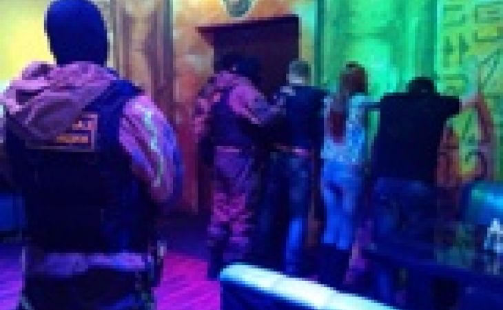 Два наркомана задержаны в одном из ночных клубов Барнаула