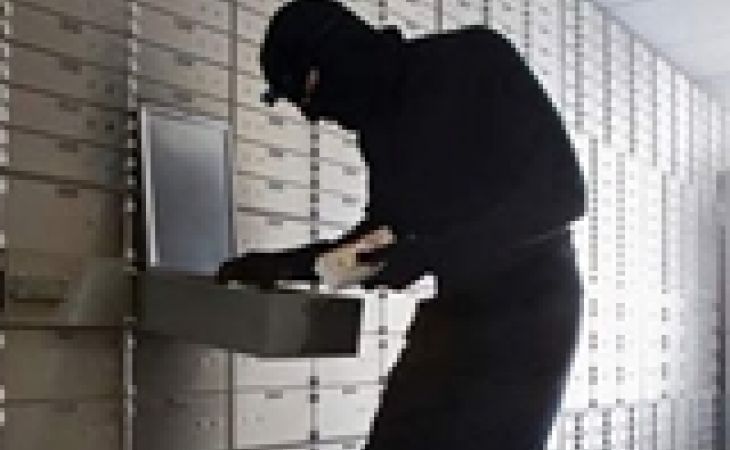 Грабители похитили из банка "Русский стандарт" в Петербурге около 120 млн рублей
