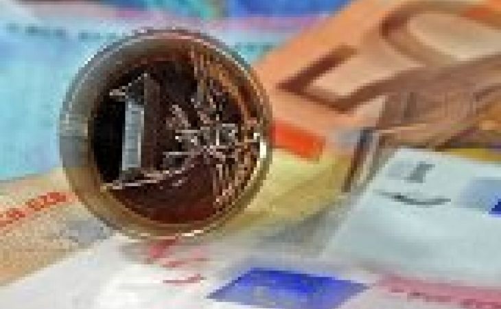 Курс евро достиг максимального показателя за свою историю – 48,39 рубля