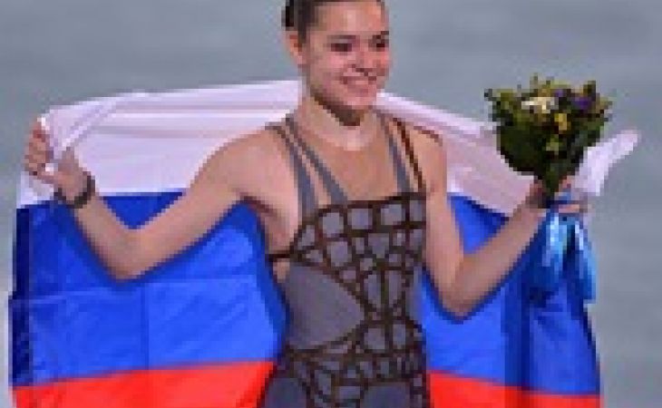 Фигуристка Сотникова стала первой российской олимпийской чемпионкой в одиночном катании