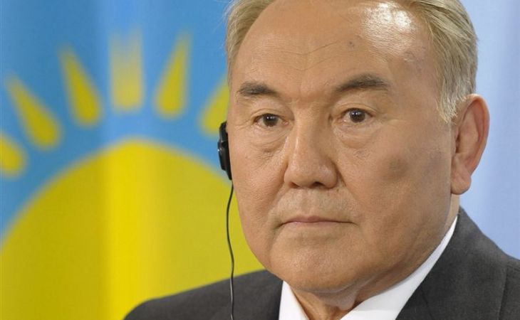 Нурсултан Назарбаев пообещал не допустить банкротства банков Казахстана