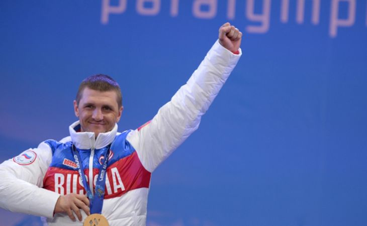 Россияне снова заняли весь пьедестал почета в биатлонной гонке на Паралимпиаде