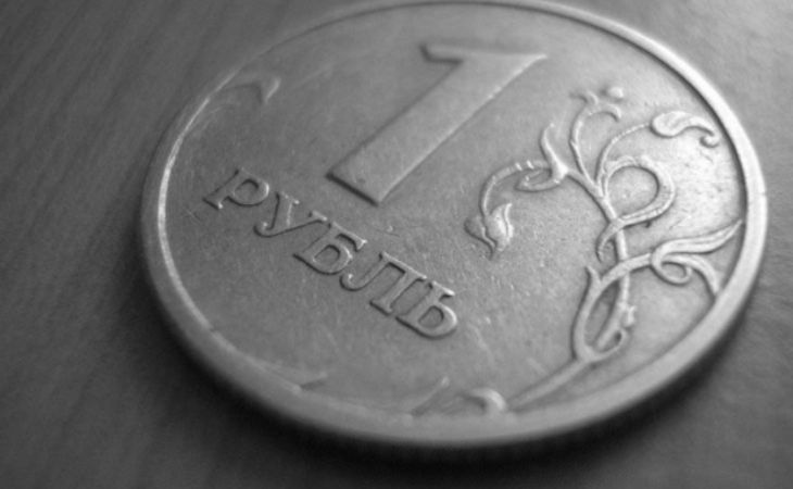 Российский рубль входит в оборот в Крыму