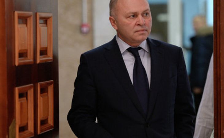 Единоросса Владимира Знаткова вернули в гонку за пост мэра Новосибирска