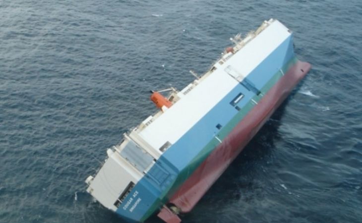 Пассажирское судно терпит бедствие у берегов Южной Кореи