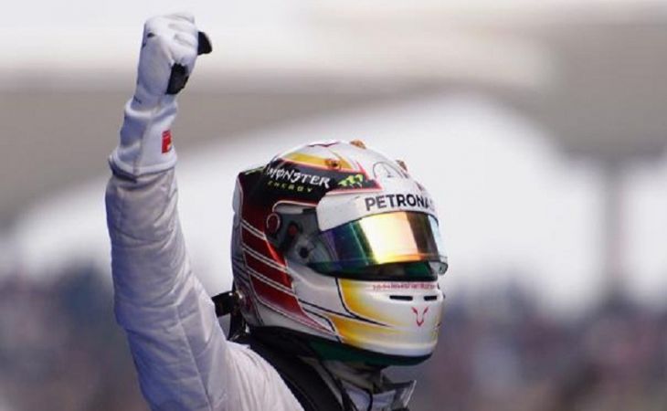 Гран-при Китая в Formula 1 выиграл британец Льюис Хэмилтон