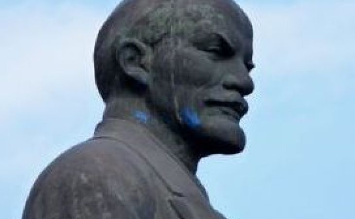 Вандалы осквернили памятник Ленину в Забайкалье