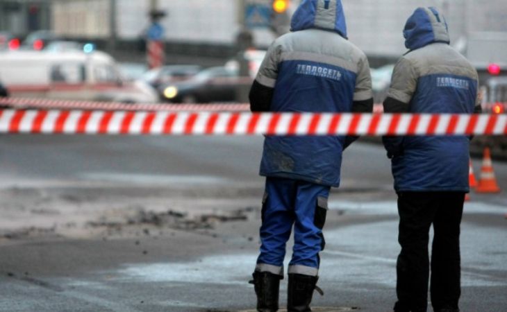 Пассажиры маршрутки получили сильные ожоги из-за прорыва трубы в Красноярске