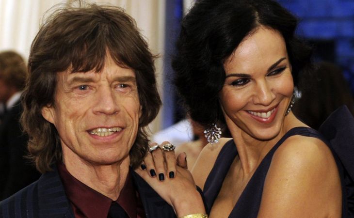 Rolling Stones дали первый концерт после гибели подруги солиста Мика Джаггера