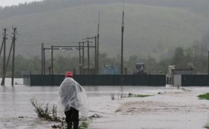 Алтайские энергетики устраняют нарушения, вызванные наводнением