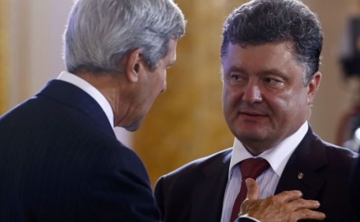 Керри попросил Порошенко доказать связь России с ополченцами