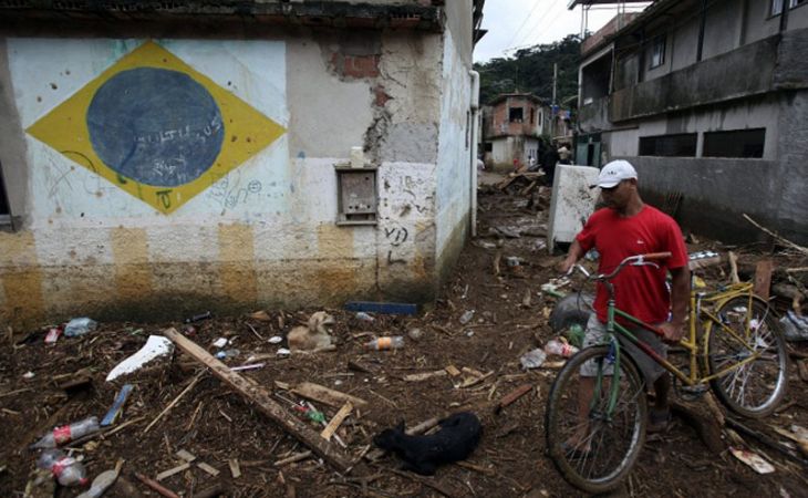 Матчи ЧМ-2014 в Бразилии под угрозой срыва – в стране наводнение