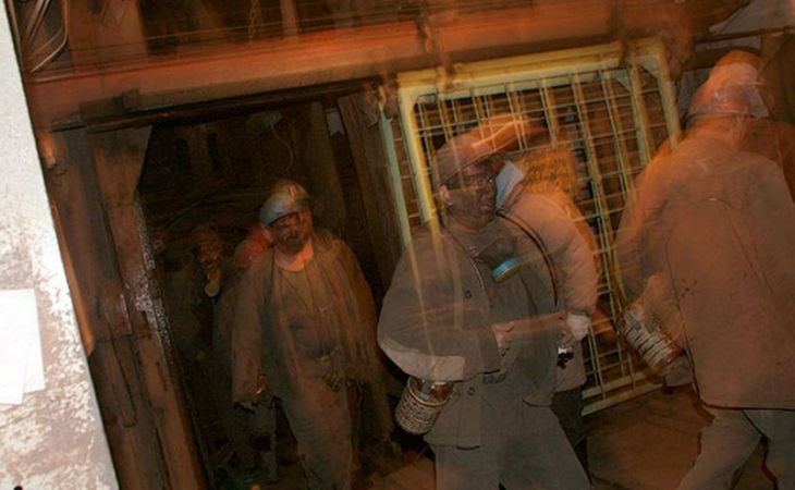 Взрыв произошел на шахте в Донецкой области, пропали девять горняков