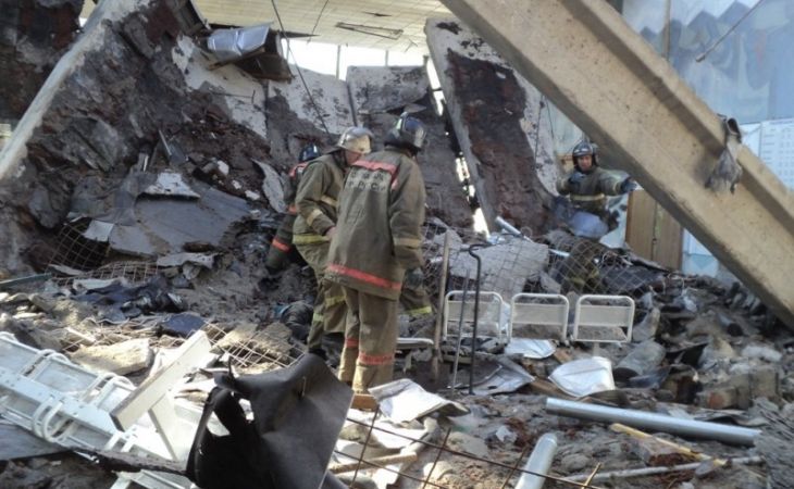 Здание цеха обрушилось на Красноярском химкомбинате, есть погибшие