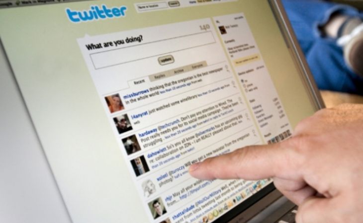 Роскомнадзор попросил Твиттер удалить все аккаунты "Правого сектора"