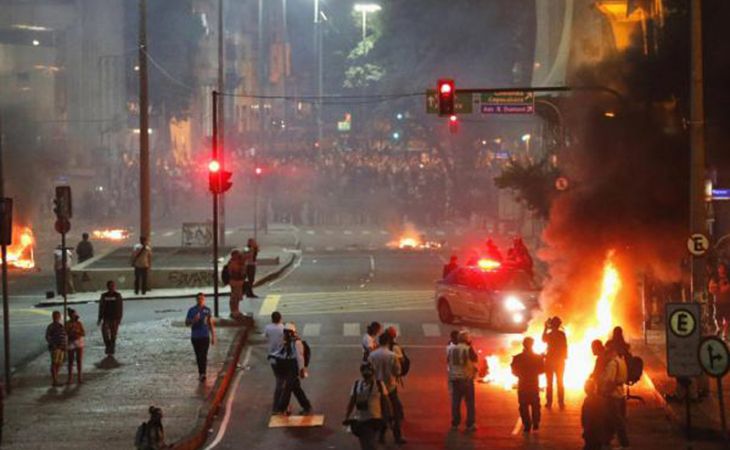 Массовые беспорядки прошли в Аргентине после проигрыша сборной на ЧМ по футболу