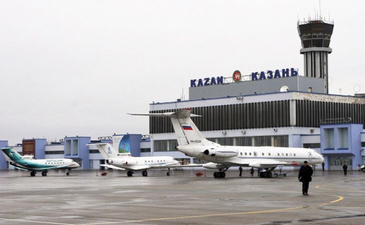 Пассажирский самолет совершил экстренную посадку в Казани