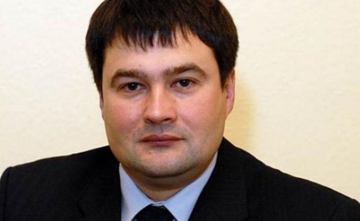 Алтайский думец Семенов сдал подписи в избирком для регистрации на выборах главы соседнего региона