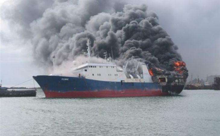 Российский сухогруз горел в Японском море, есть погибшие