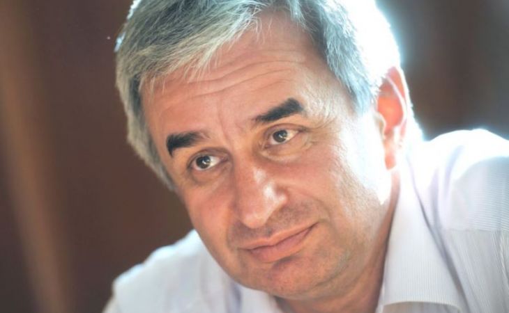 Лидер оппозиции Хаджимба победил на выборах президента Абхазии