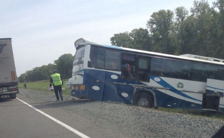 ДТП с участием междугороднего автобуса произошло на Алтае, один человек погиб