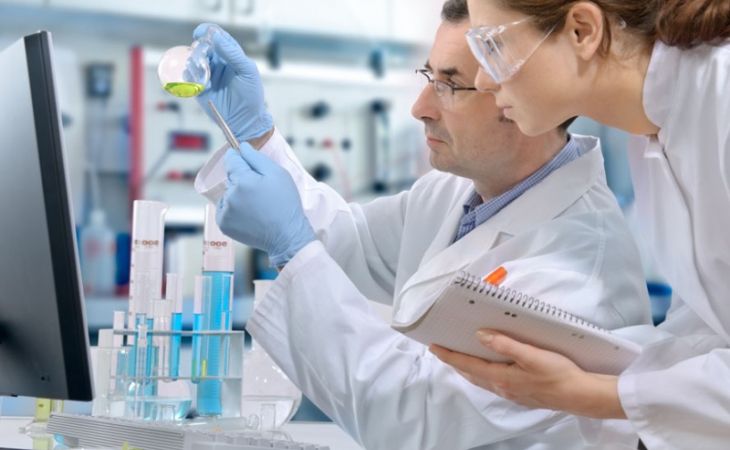 Ученые из России готовы начать применять вакцину против вируса Эбола