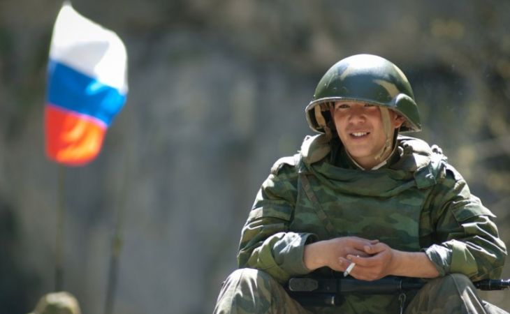 Российским военным запретят выкладывать фотографии со службы