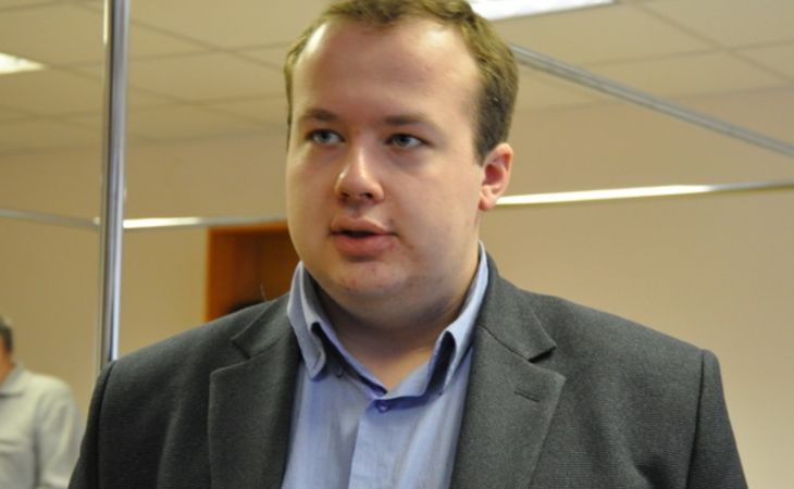 Соратнику Алексея Навального предъявили обвинение в краже картины