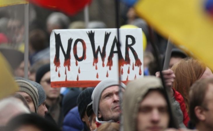Более трети россиян поддержали проведение оппозиционных "Маршей Мира"