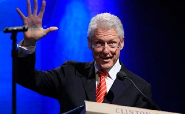Экс-президент США Билл Клинтон стал дедушкой
