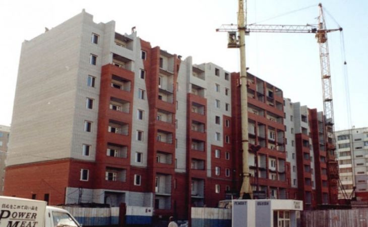 Люлька с рабочими упала  с 10-го этажа на стройке "Москва-Сити", 1 человек погиб, 7 пострадали