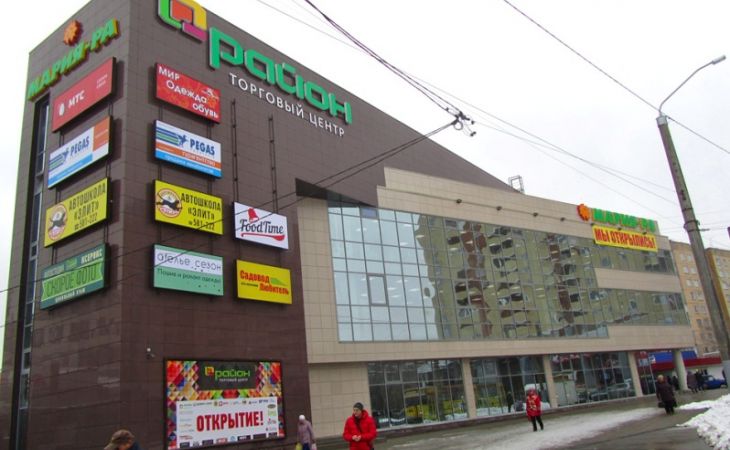 Торговый центр начал работать на месте старого рынка "Докучаево" в Барнауле