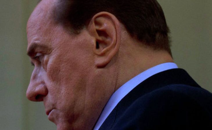 Экс-глава правительства Италии Берлускони госпитализирован