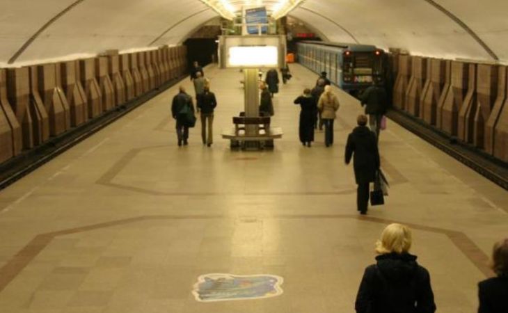 Житель Алтая прыгнул под поезд в новосибирском метро