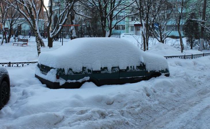 Владельцы машин, мешающих уборке снега на дорогах Барнаула, будут считаться нарушителями