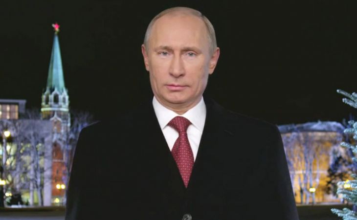 Поздравления президента России с Новым годом на фоне курантов не будет