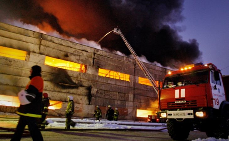 Пожар произошел на Барнаульском шинном заводе