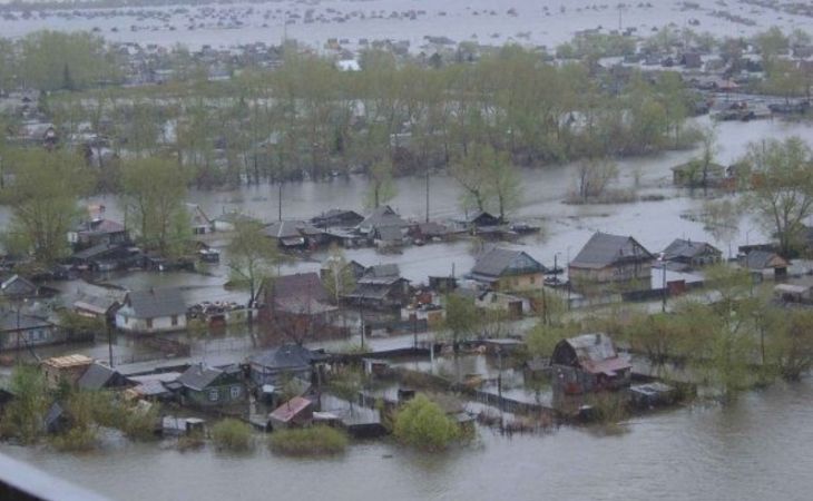 Пострадавшие от наводнения бийчане просят Путина и Медведева помочь им получить жилье