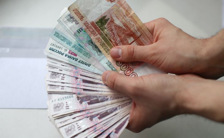 Поддельные банкноты стали чаще появляться в Барнауле
