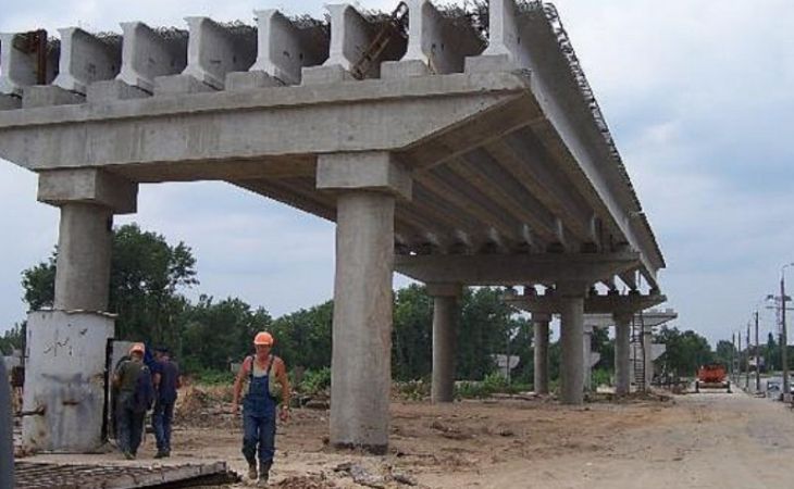 "Сибмост" достроит мост через Катунь на трассе М-52 в апреле 2015 года