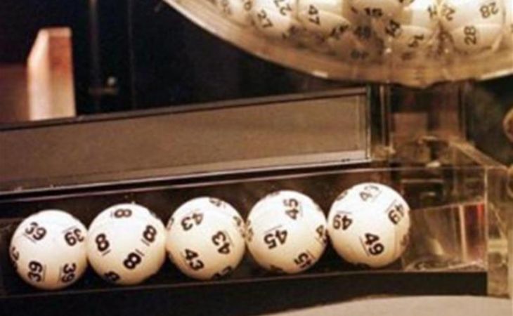 Американский пенсионер выиграл в лотерею рекордный куш – 326 млн долларов