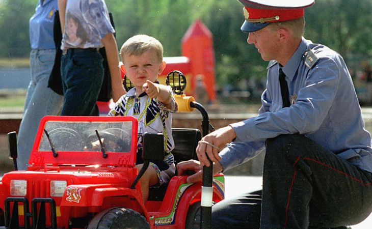 Барнаульцев учат уже с детского сада правилам дорожного движения