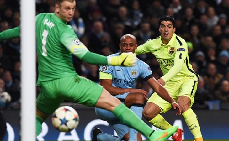 Дубль Суареса принес "Барселоне" важную победу над "Манчестер Сити"